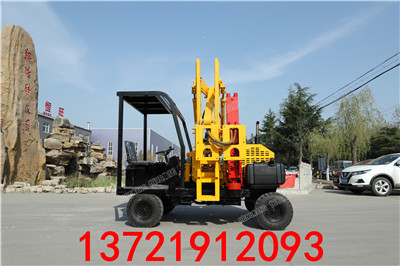 波形护栏打桩机小四轮护栏打桩机公路护栏打桩拔桩钻孔机