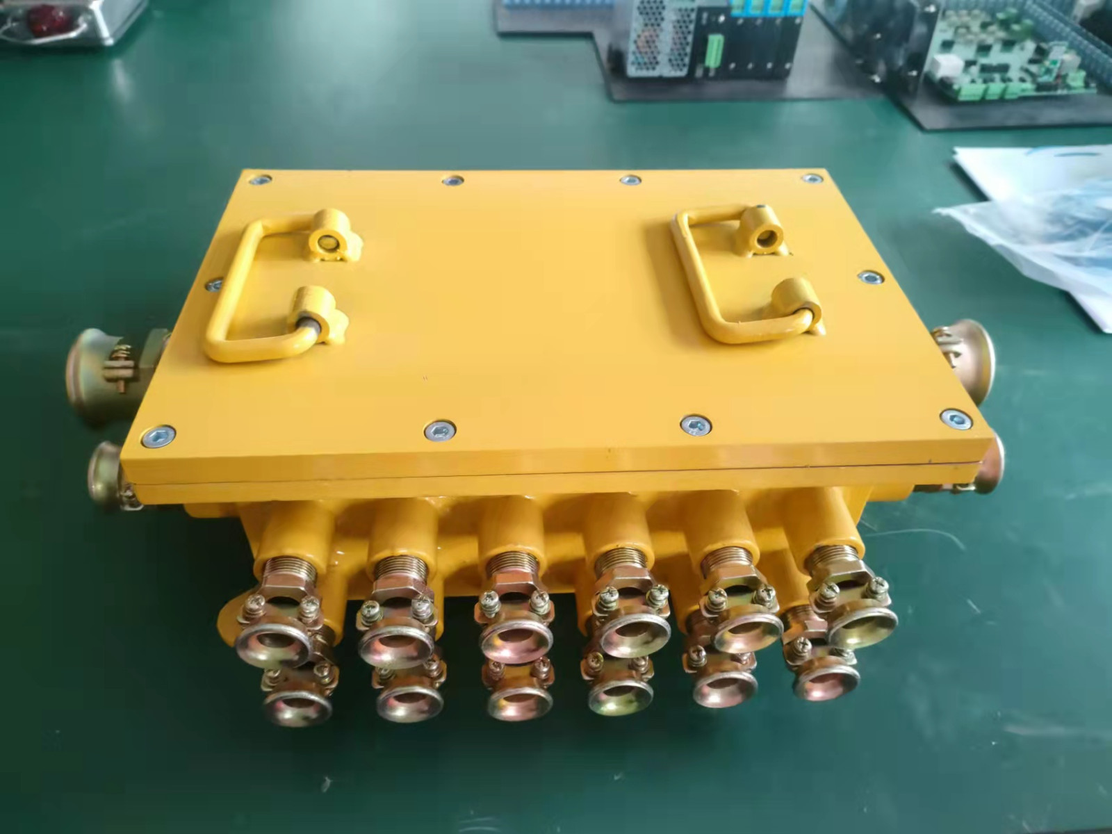 BHD-10/127-28G矿用隔爆型低压电缆接线盒MA认证