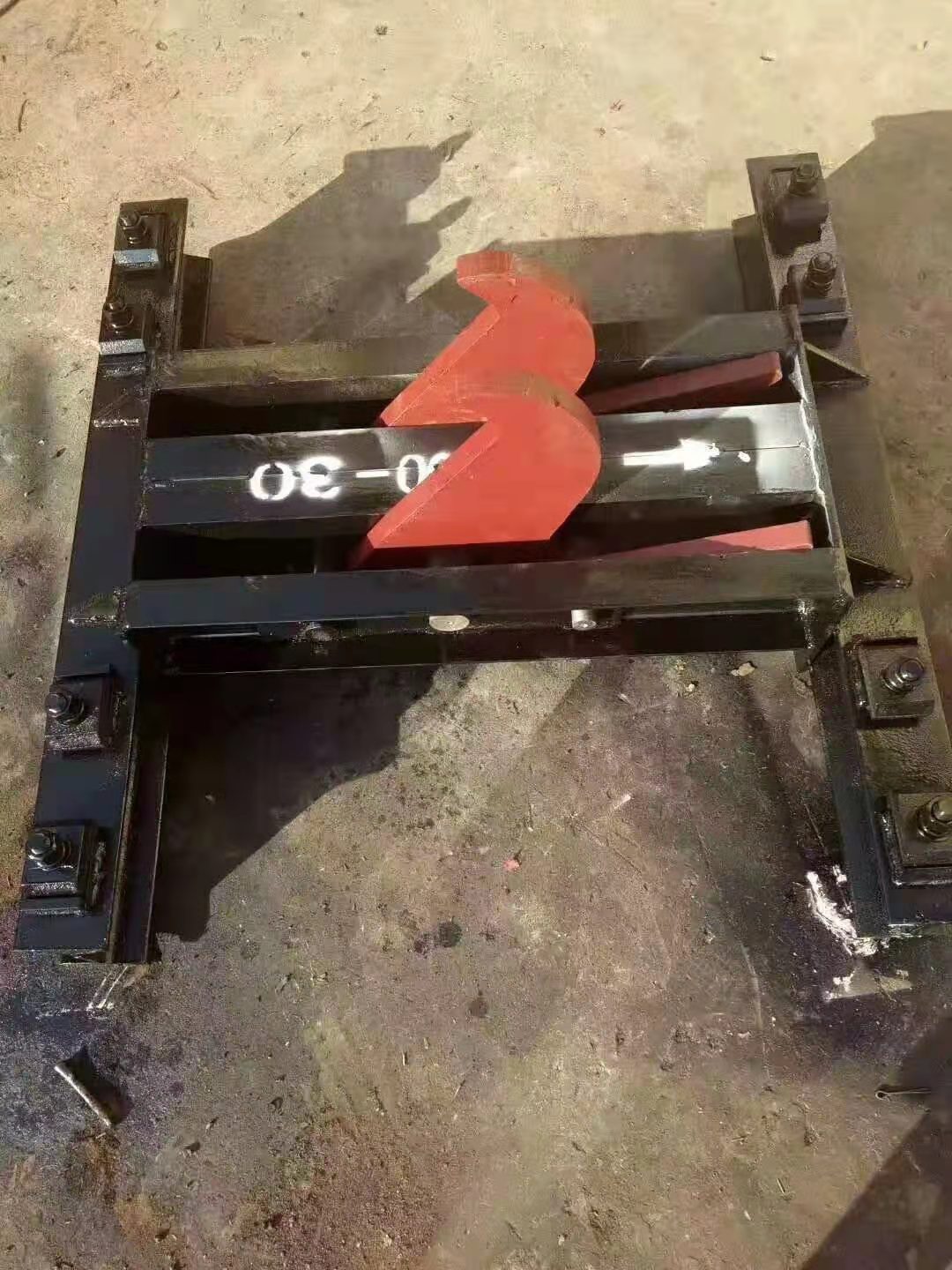 ZCS6煤矿阻车器 600轨距捞车器 捕车器