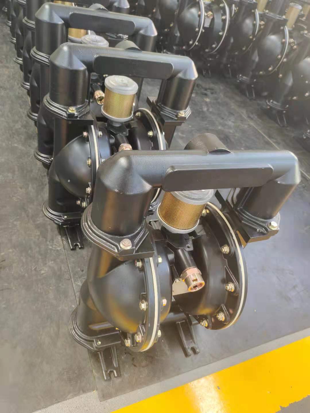 BQG350/0.2气动隔膜泵扬程20.4米参数如下