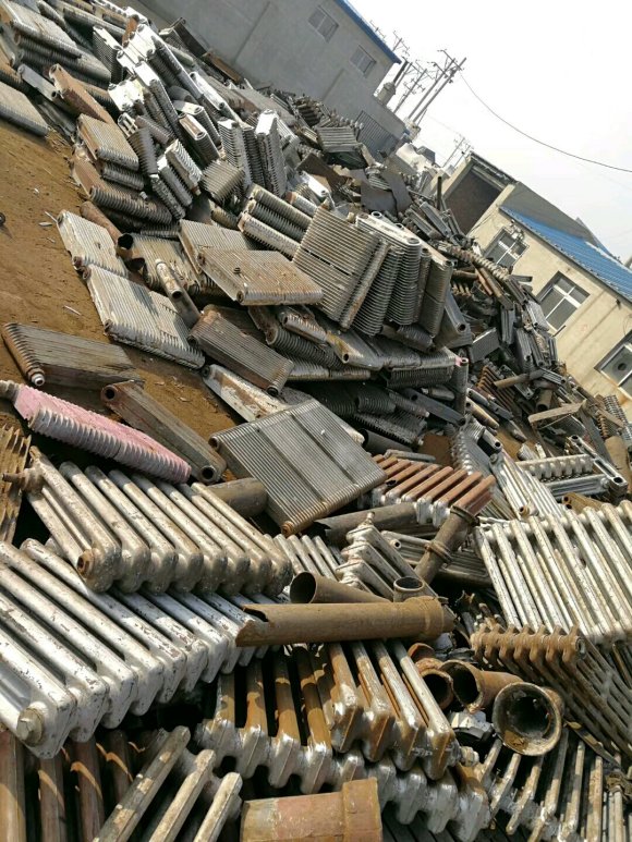 沈阳废旧暖气片回收多年回收经验价高同行支持上门服务