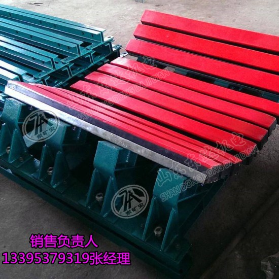 HCC1200*1500矿用缓冲床价格 皮带机缓冲滑床