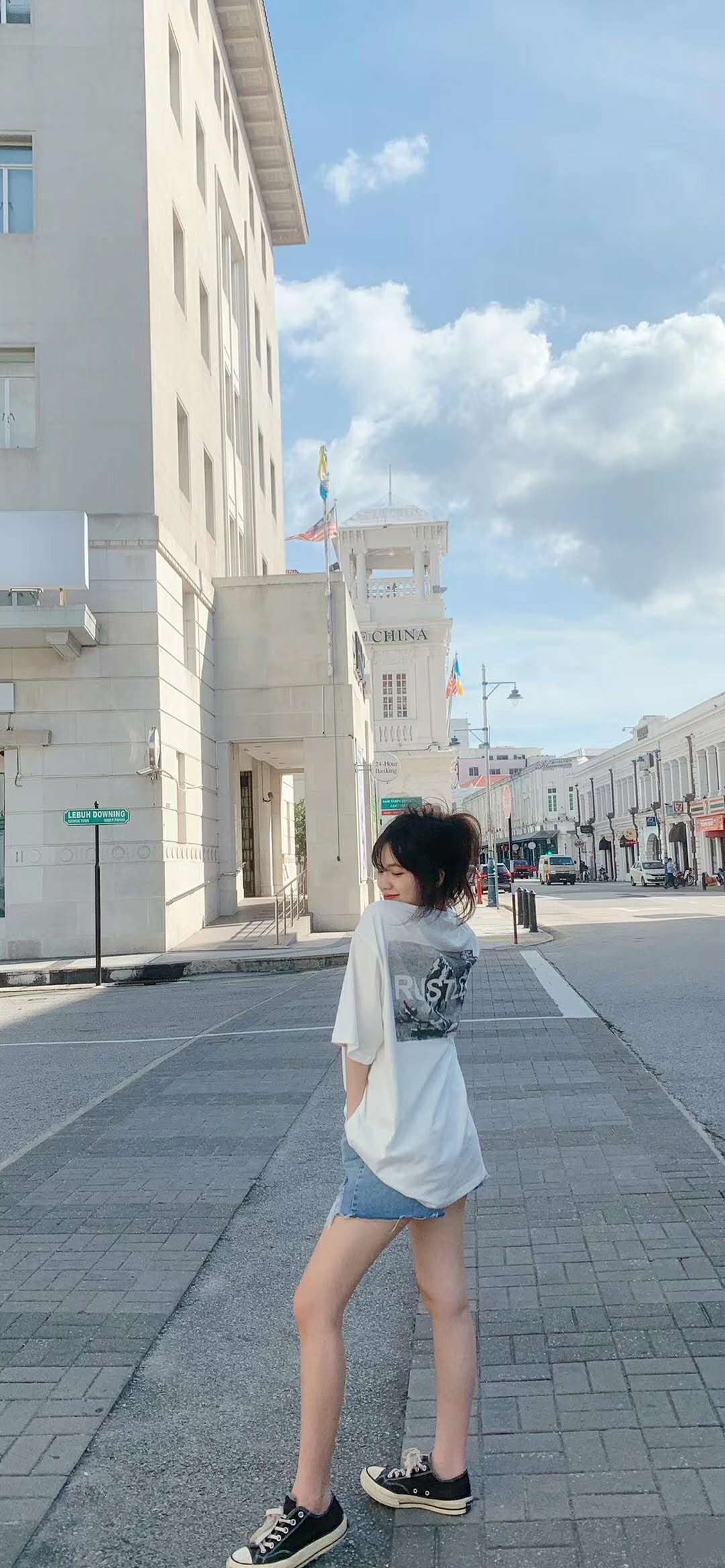 低价转让郑州幕墙一装修一没有在建项目，收购价格多少