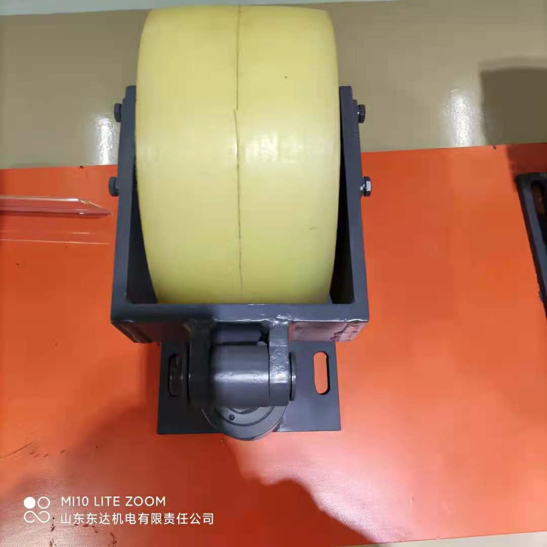 LS35滚轮罐耳厂家L35K罐笼导向轮耐撕裂抗水抗油