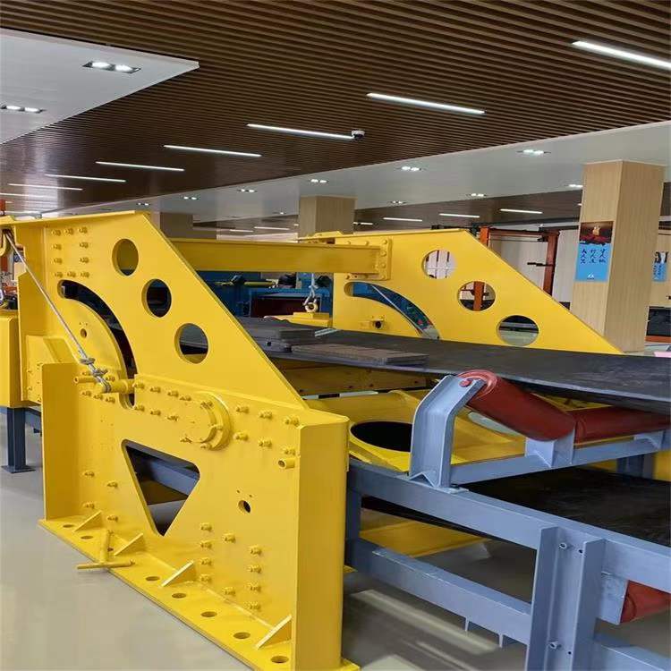 DDZ型（第三代）带式输送机用断带抓捕器