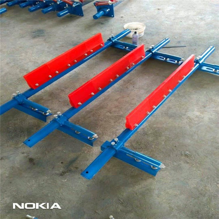 皮带机清扫器 输送机机清扫器 刮刀采用聚氨酯复合材料