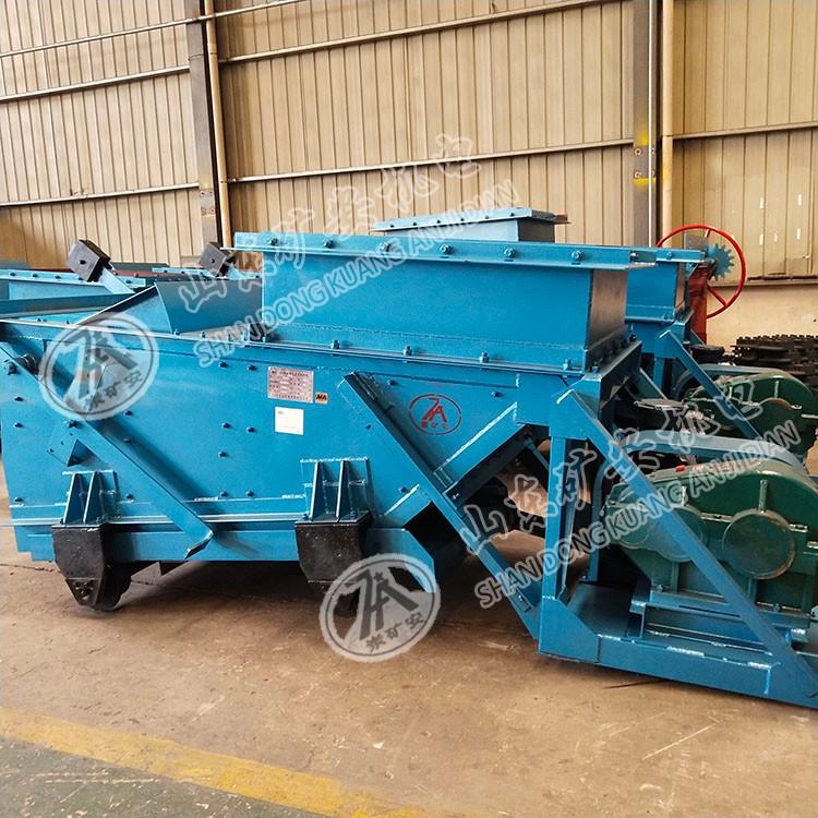 GLW590/18.5/S往复式给煤机减速机 ZQ500减速机