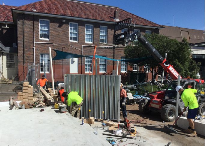 出国劳务0费用项目新西兰以色列月薪3-5万直招司机厨师建筑工电焊等