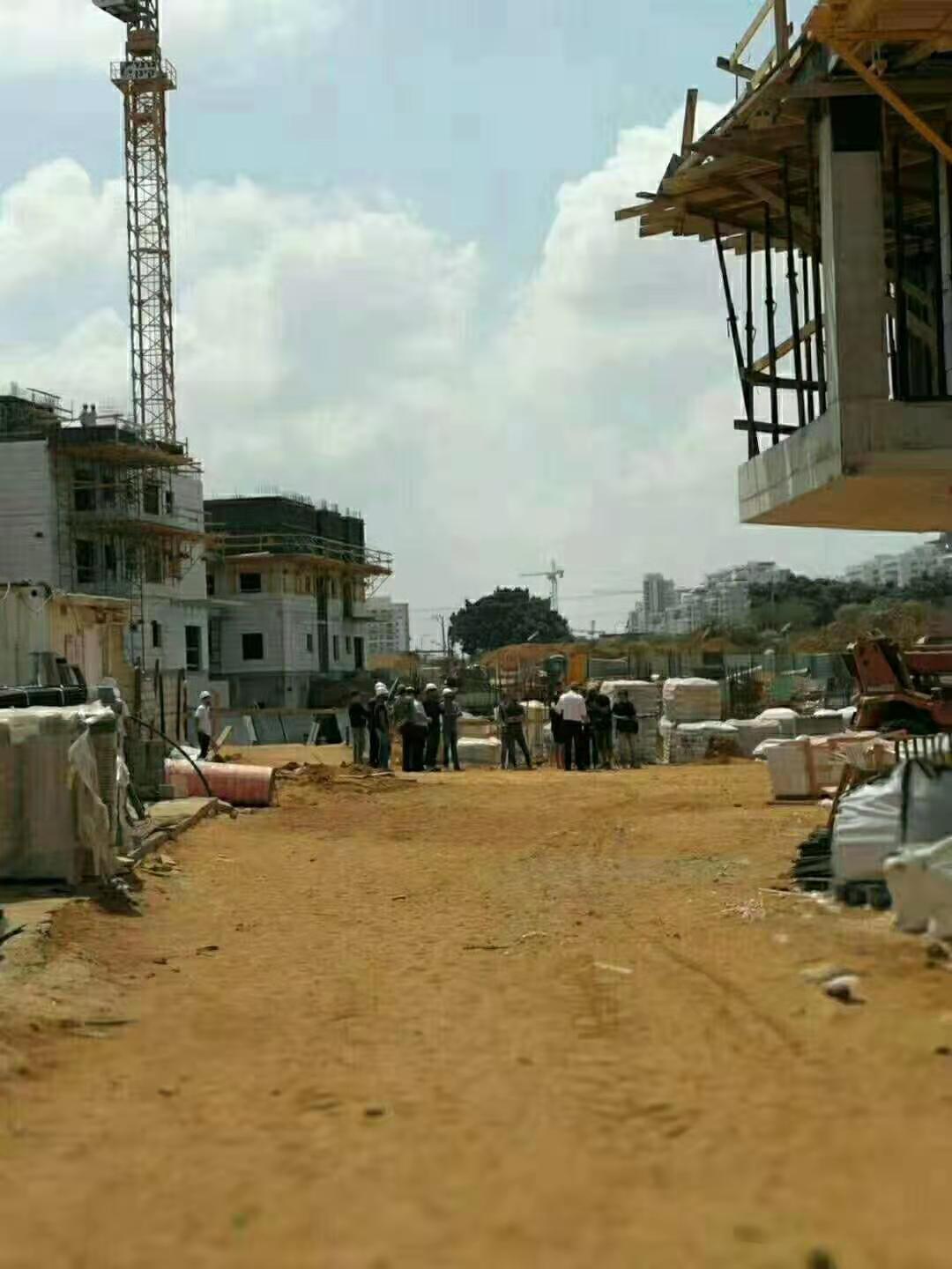 出国劳务年薪60万招以色列建筑木工瓦工司机叉车塔吊等岗位包吃住