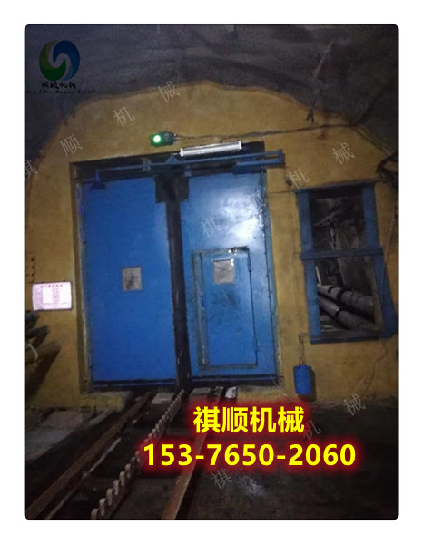 矿用风门带窗户 无压对开风门机械闭锁