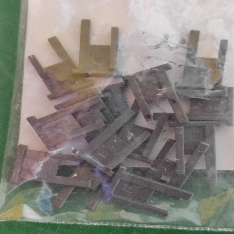 GT13SH-1/1S-R胶壳配件黑色日本广濑