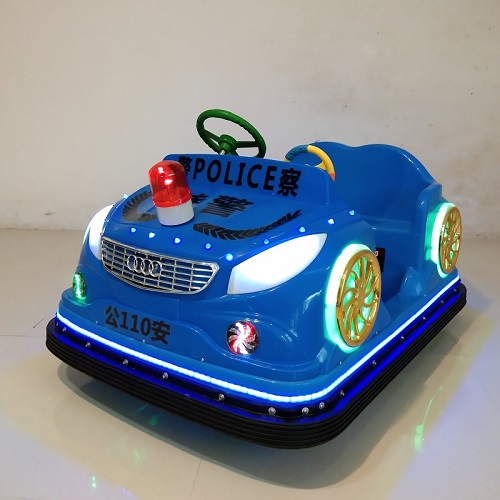 广场***神器新款警车碰碰车儿童玩具