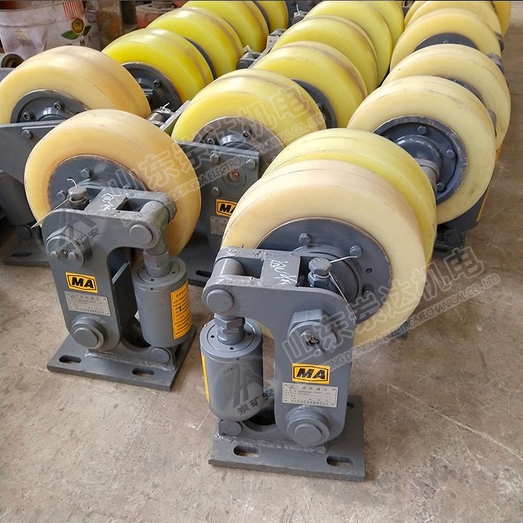 L25滚轮罐耳 防腐罐耳 耐冲击滚轮罐耳