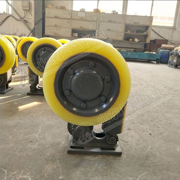 LS35滚轮罐耳 罐笼提升轮聚氨酯材质体积小，安装轻便