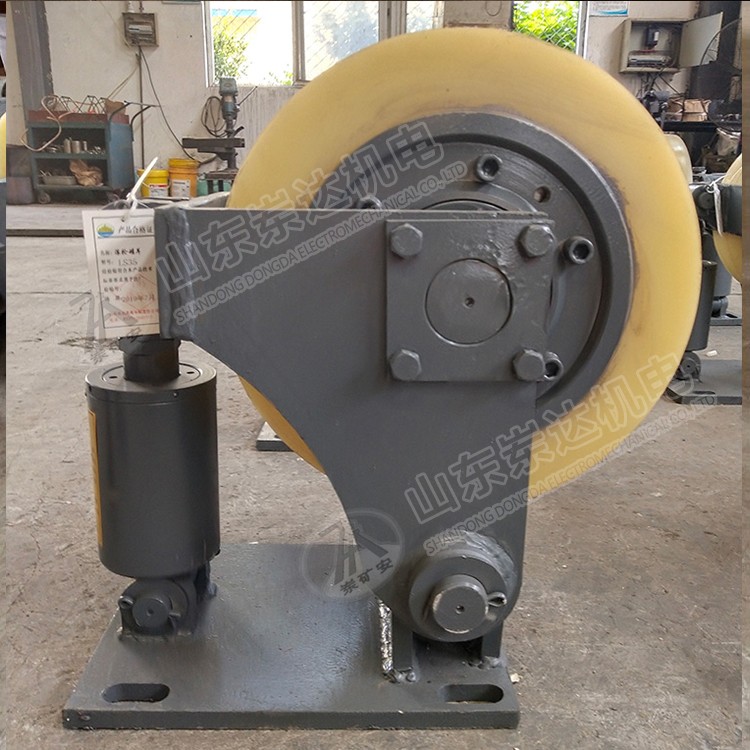 LS35滚轮罐耳缓冲型滚轮罐耳 三锁紧技术