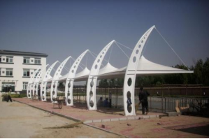 洪湖膜结构停车棚维修 异形钢弧顶膜结构车棚 洪湖充电站膜结构