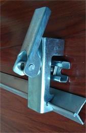 角铝夹持器 防溢裙板夹持器 买夹持器来向上金品