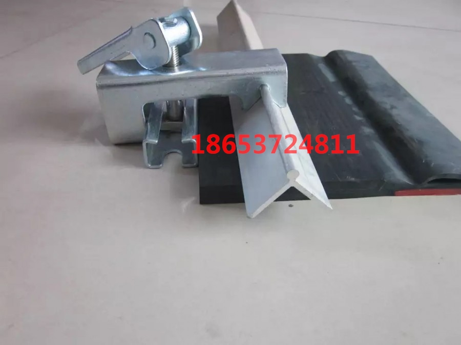 防溢裙板夹持器 导料槽夹持器 济宁夹持器 向上金品