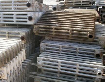 北京暖气片高价回收铸铁暖气片回收