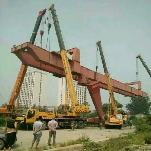 高价收购龙门吊 天津回收各种龙门吊