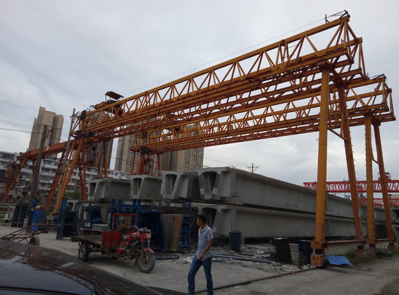 二手龙门吊（长期高价回收）