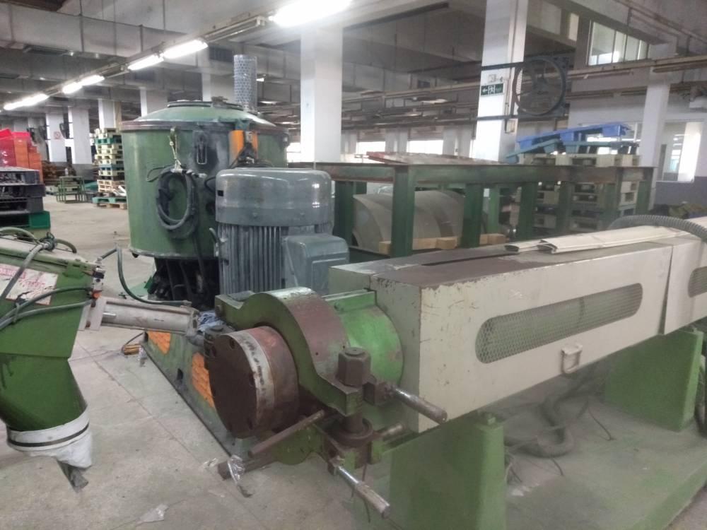 二手制药厂设备回收13716311127