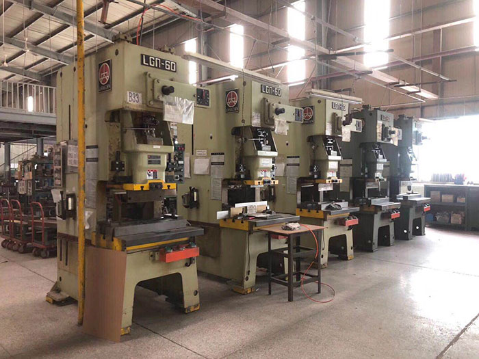 回收乳品厂设备-牛奶厂设备回收