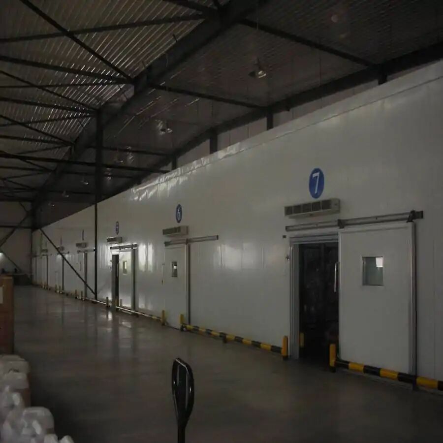 面对面交易冷库机组 回收大量冷库板 专业回收大面积冷库