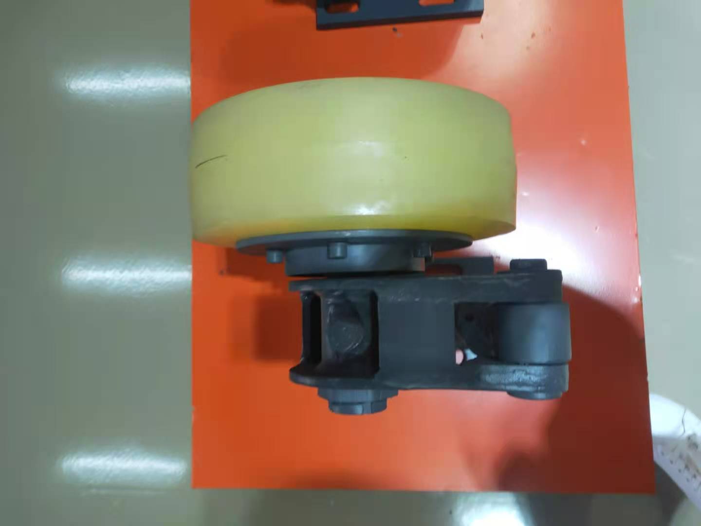自主生产L35滚轮罐耳罐道轮350滚轮缓冲器