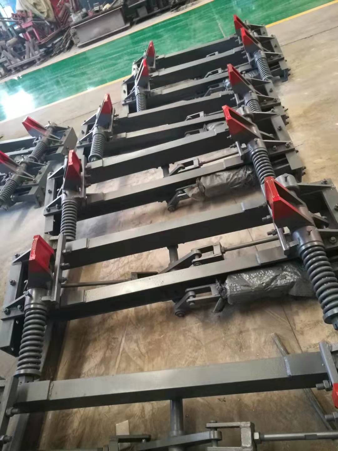 QZC6矿用阻车器气动抱轨式阻车器 矿用停车器