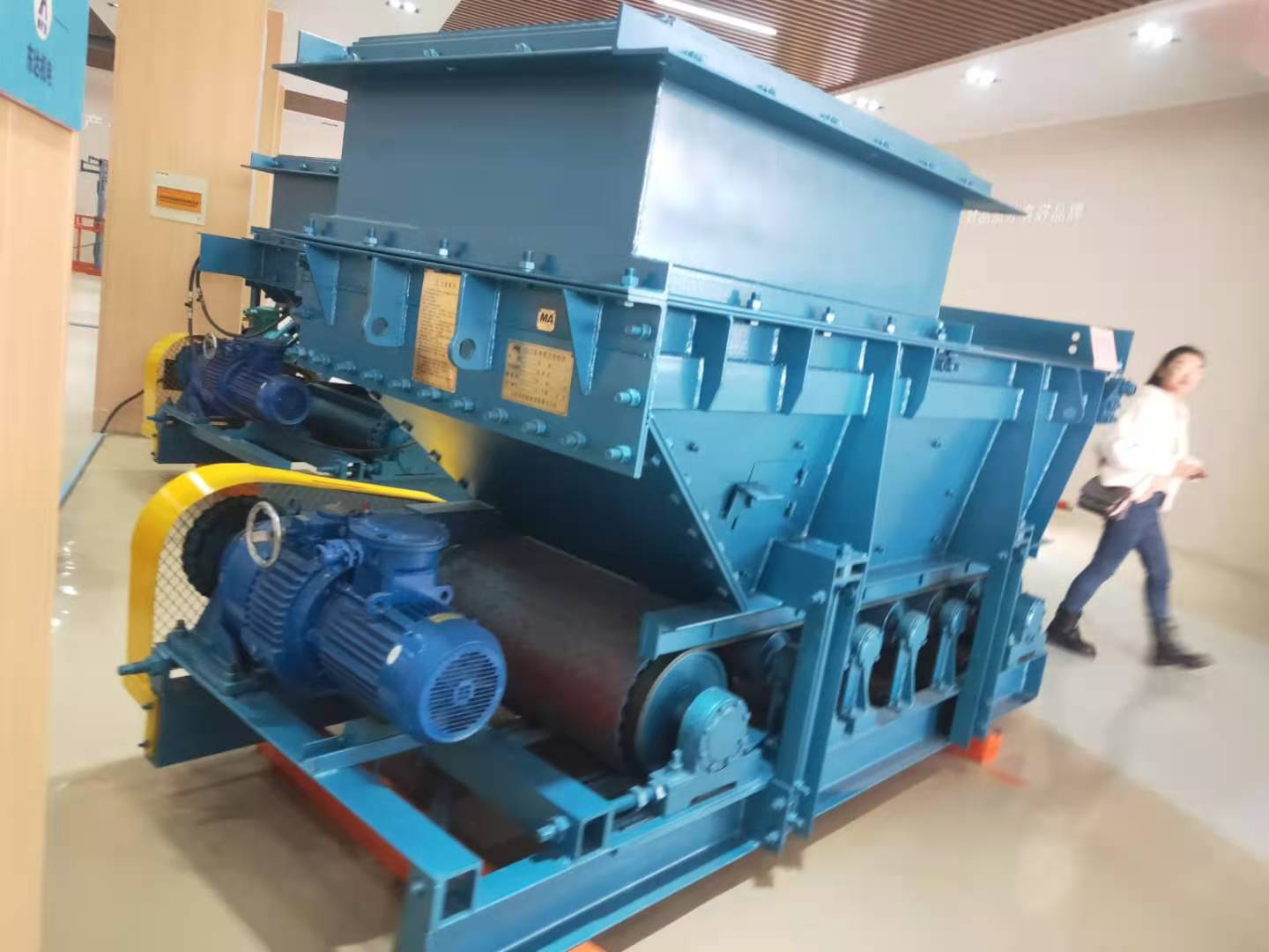 矿用甲带给煤机甲带Mn16锰钢新型甲片