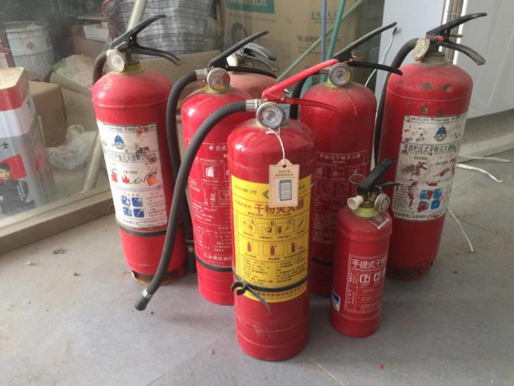 沈阳专业灭火器回收厂家高价回收灭火器电话