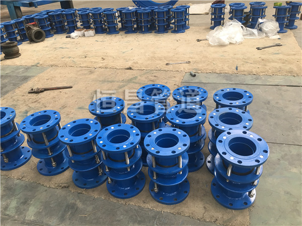 广州双法兰限位伸缩节新的报价表