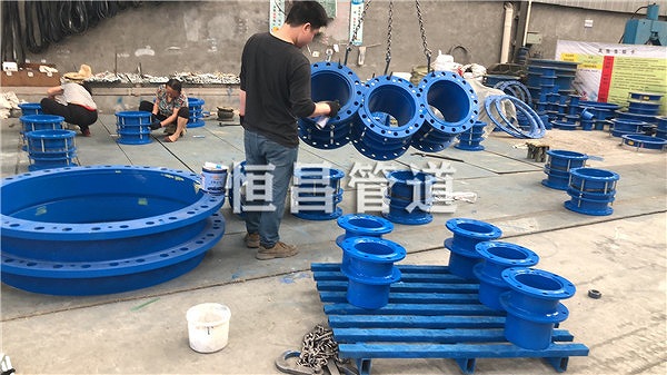 安徽双法兰式限位伸缩节作用是什么