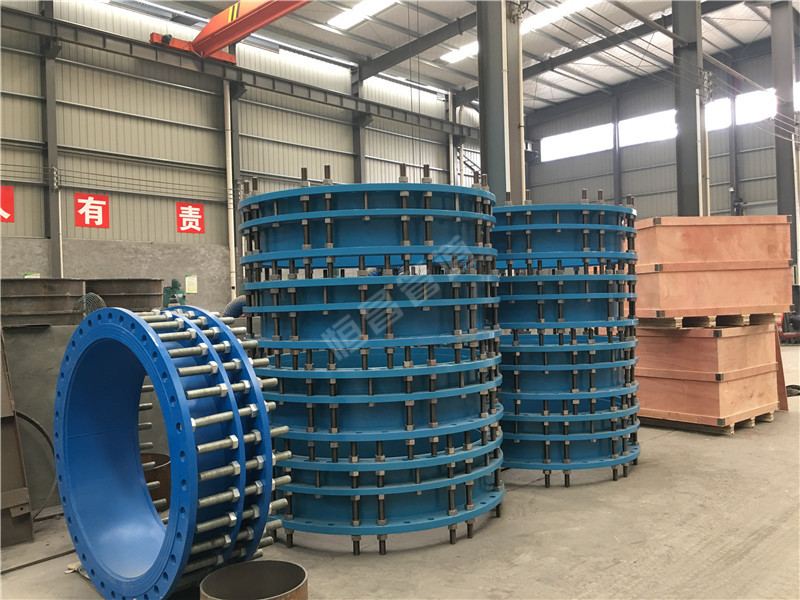 河北可拆式双法兰传力接头的更换