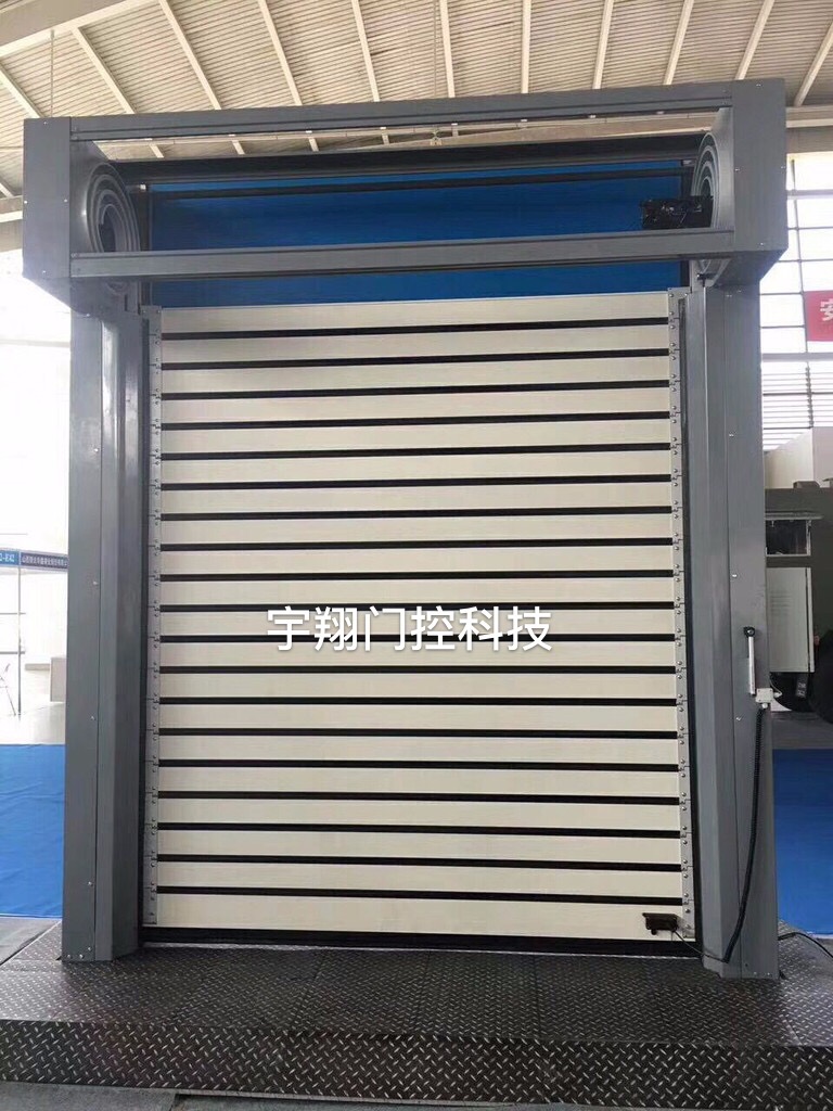 宇翔门业保温快卷门 感应门 硬质快速门 卷帘门 车库门 卷闸门 电动门 伸缩门 折叠门生产厂家