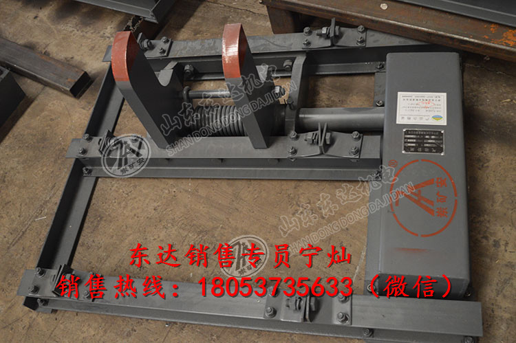 QWZC6气动卧闸 矿用气动卧闸  600轨距单向阻车器