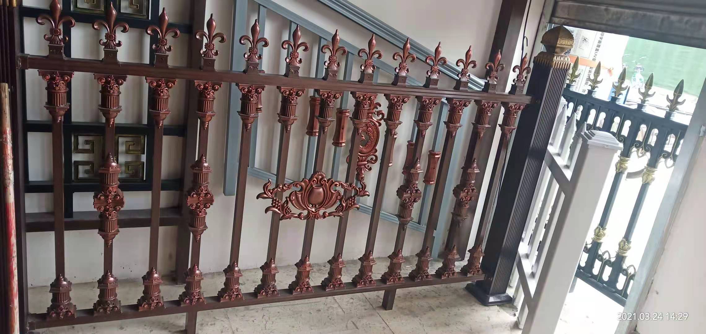 成都优美雅铝艺大门铝艺围栏楼梯钢构