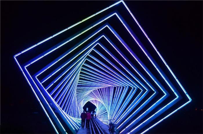 灯光造型制作 灯光节时光隧道 定制灯光造型