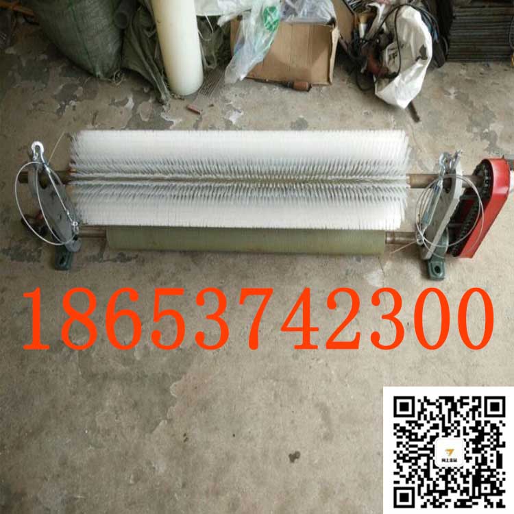 水泥厂尼龙滚刷清扫器 向上金品定制带宽被动式清扫器