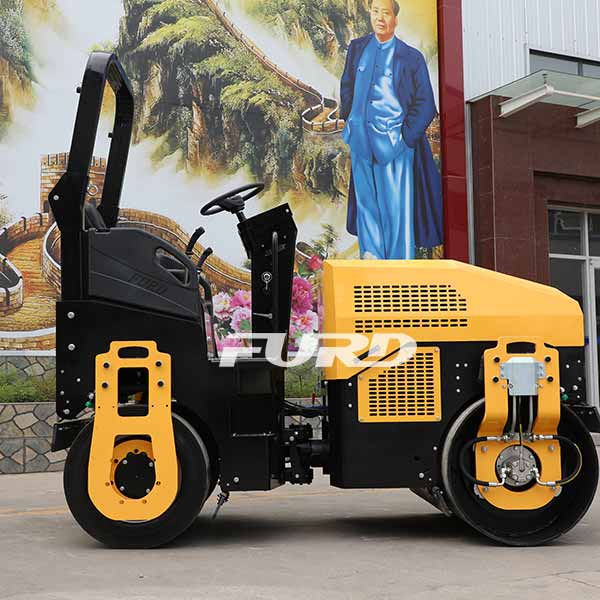 山东翔工3吨前钢轮后胶轮沥青路面压路机(新款)