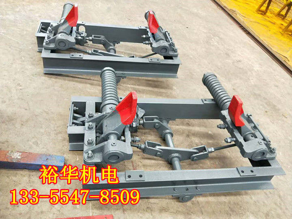 煤矿600轨距900轨距阻车器厂家 抱轨式气动阻车器