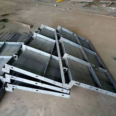 水泥防撞墩模具  防撞墙模板生产厂家