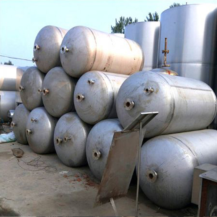 高价收购二手不锈钢罐、制药厂储液罐回收、山东山西不锈钢回收
