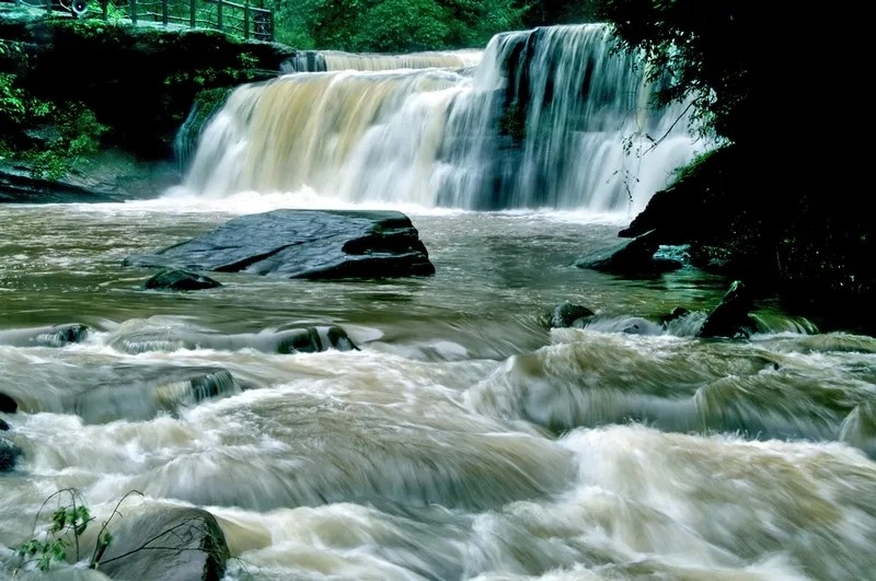 商丘现资源“房建、市政、机电”三级总包资质转让建筑公司