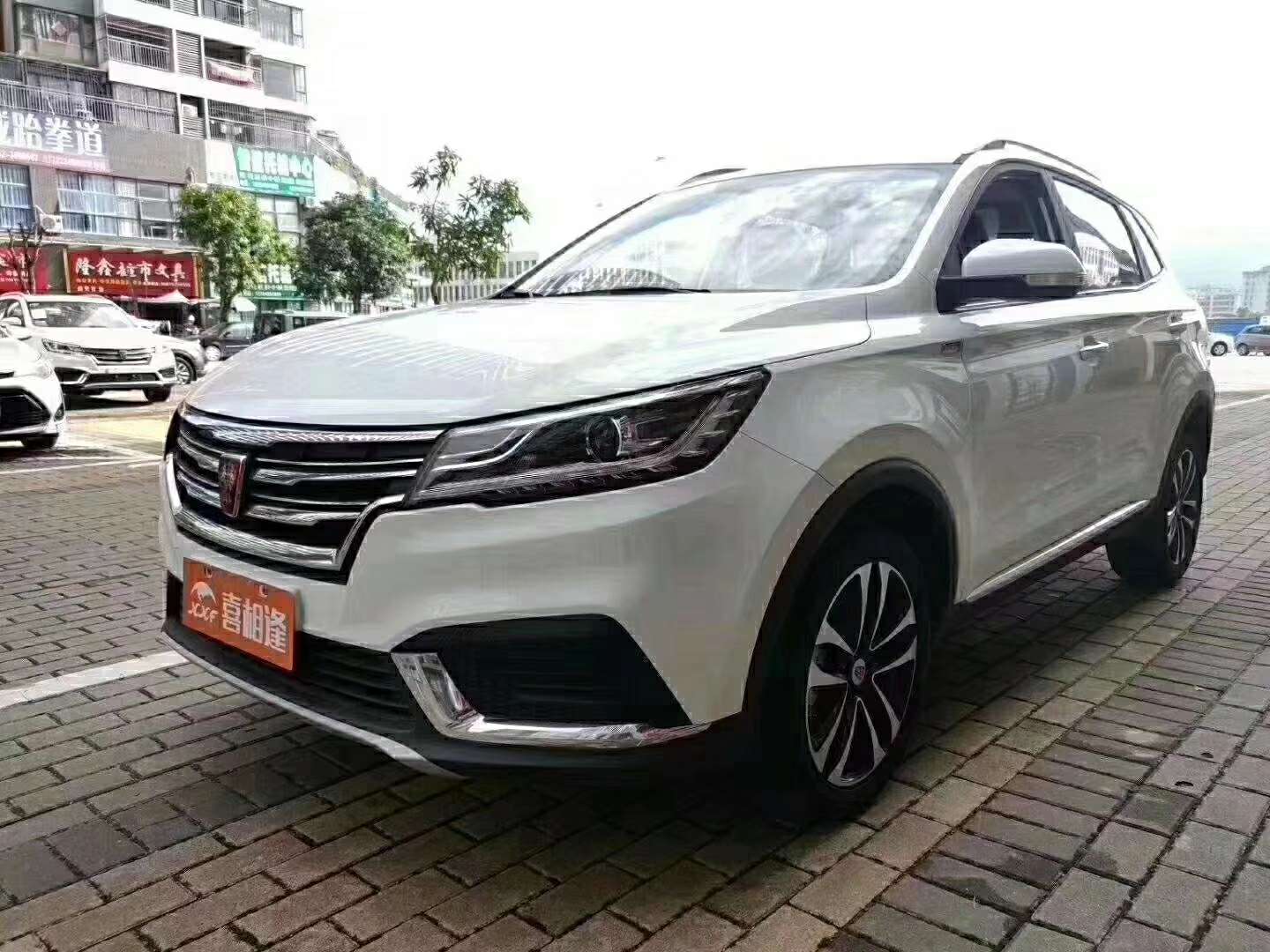 在哪里办理分期购车 可以不审核资质就可以办理