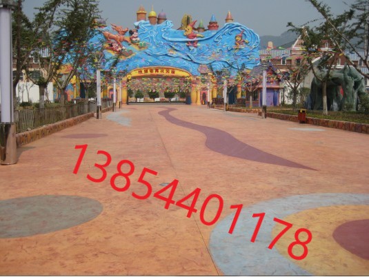 济南市商河县压花地坪、彩色压印地坪、装饰效果极富内涵