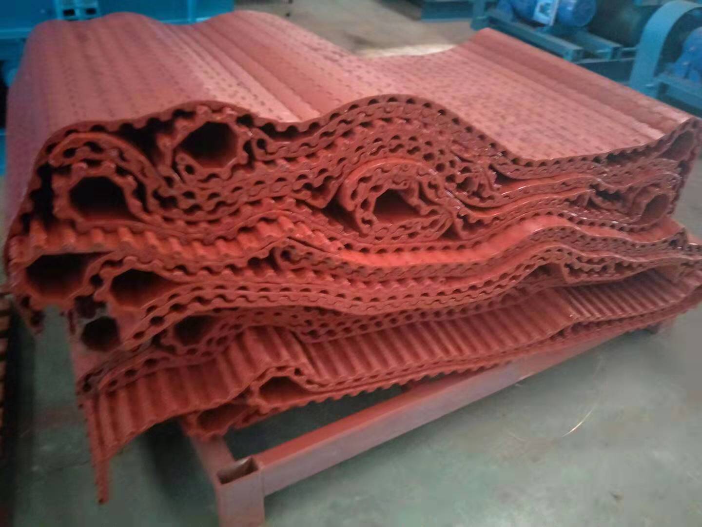 给煤机甲带 钢带、履带零部件通用性强、安装维修方便