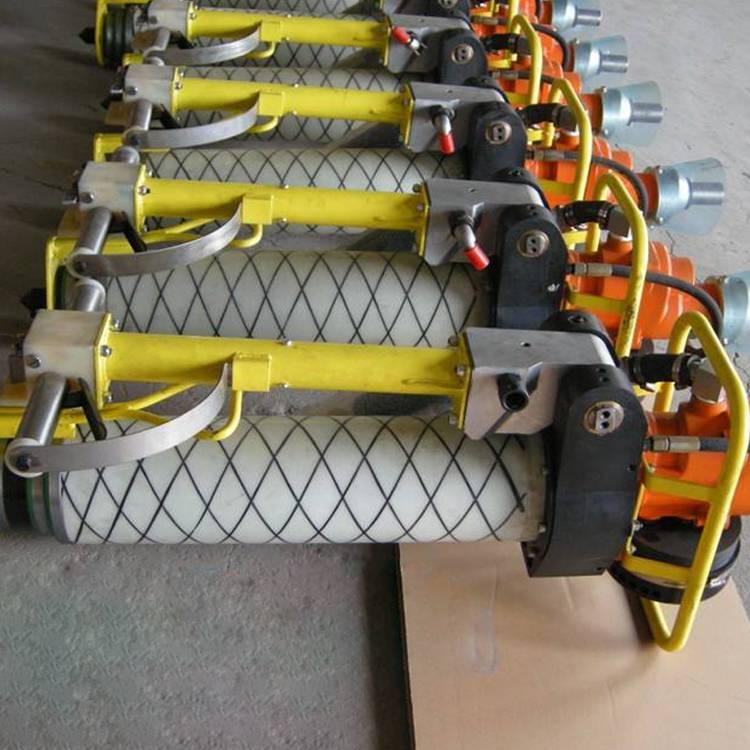 MQT-120/2.5型气动锚杆钻机全液压控制，操作方便灵活