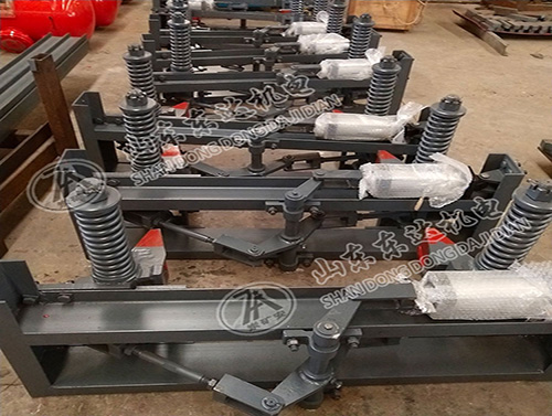 阻轮式阻车器  双向阻车型阻车器防止矿车自溜、分车及摘挂钩​